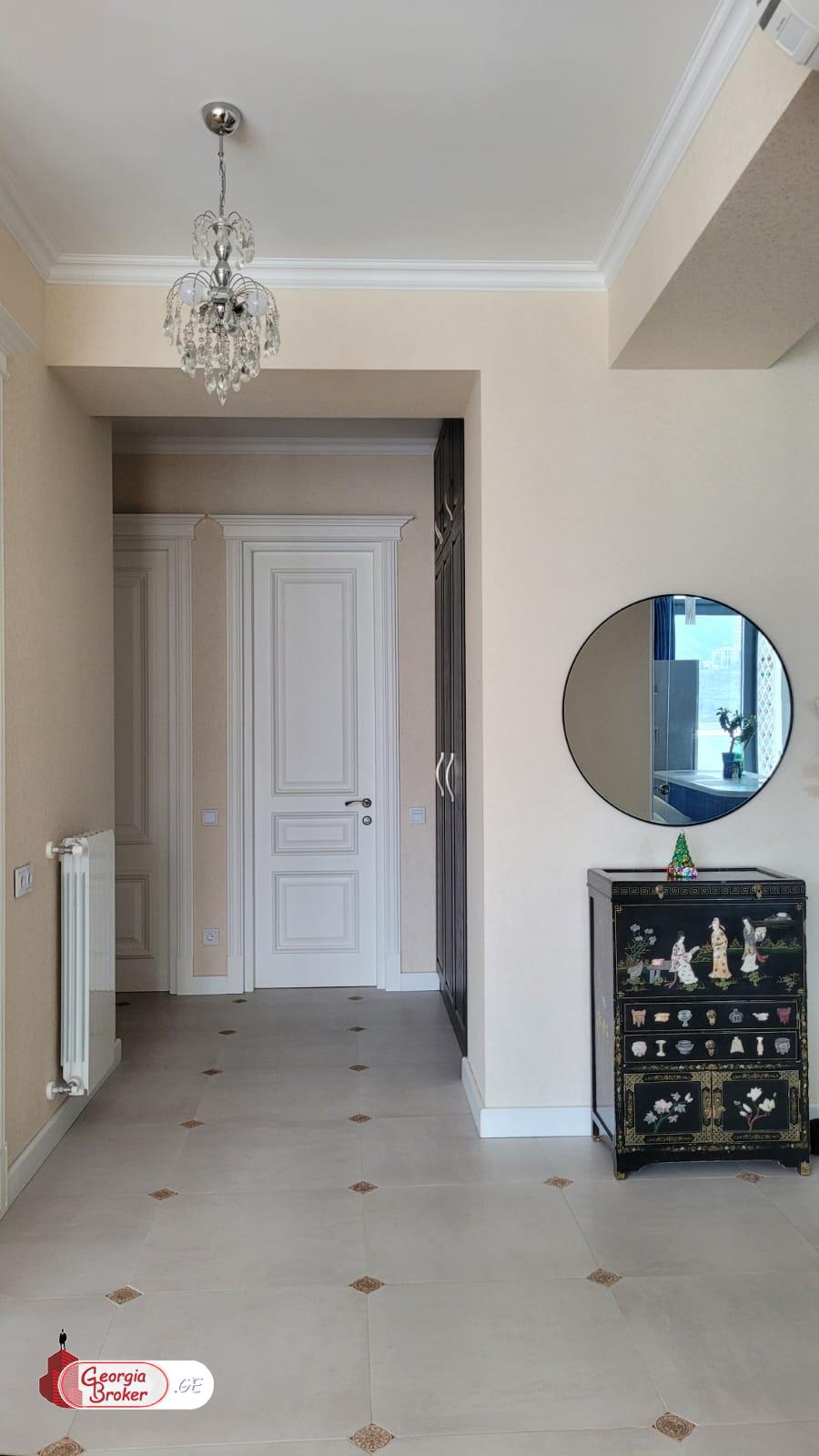 იყიდება ახალი გარემონტებული 5 ოთახიანი ბინა დომუსში, თამარაშვილზე